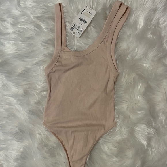 Zara bodysuit - Picture 3 of 3